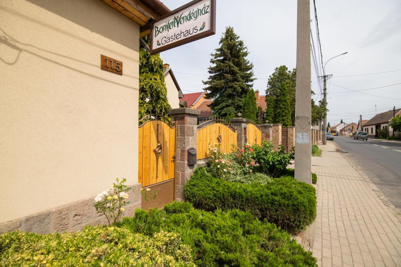Bonifert Vendeghaz Hotel Dunabogdany Luaran gambar